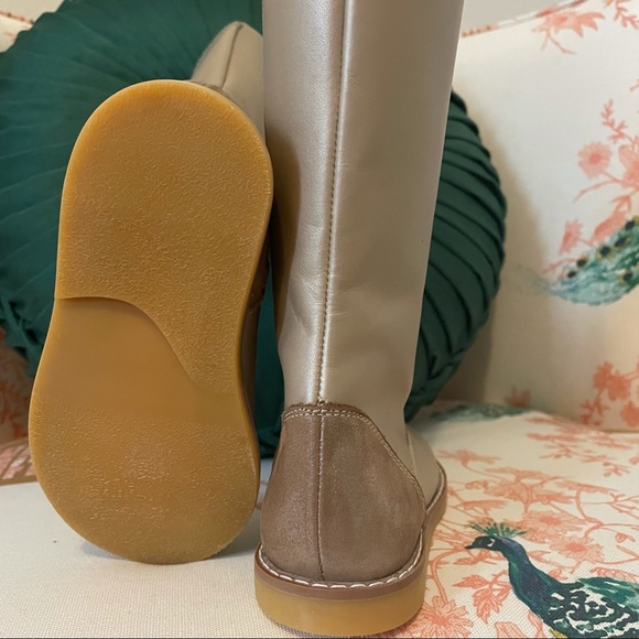 Kids Full Leather Boots 👢 Gold Size 9 new condition barely worn! - Picture 6 of 9